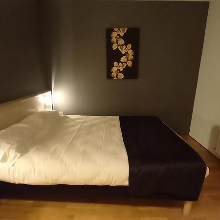 Etesia Hotell Feurs Eksteriør bilde